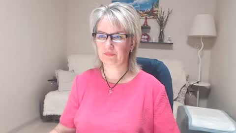 Leila Kinky online show from 07.06.26