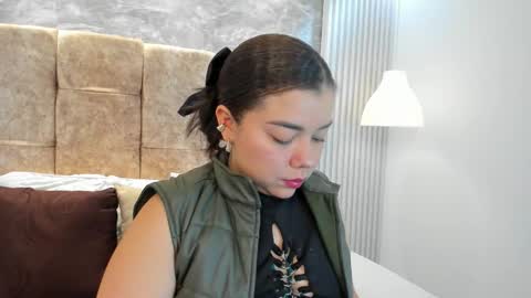 leilapons online show from 10.25.25