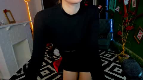 Leila Rai online show from 03.04.25