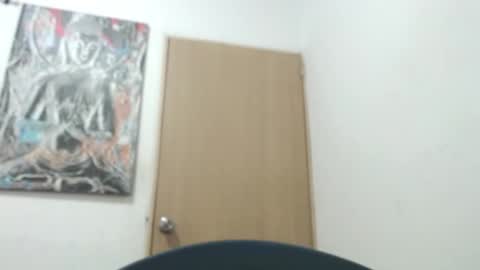 Snapshot of leily_ass chatting on 10.24.25 leily online show from 10.24.25