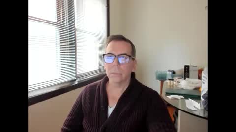 Snapshot of leland_allen chatting on 11.01.25 Leland Allen online show from 11.01.25