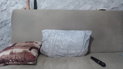 Snapshot of lelapopins chatting on 11.09.25 Lana online show from 11.09.25