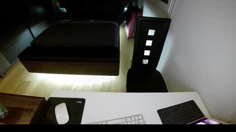 Snapshot of lemouth006 chatting on 03.08.25 Ange online show from 03.08.25