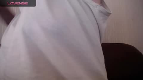 lenagolden online show from 11.05.25