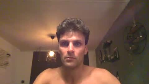Snapshot of lendariokiss chatting on 05.26.26 Armando online show from 05.26.26