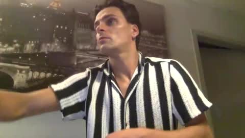 Snapshot of lendariokiss chatting on 06.19.26 Armando online show from 06.19.26