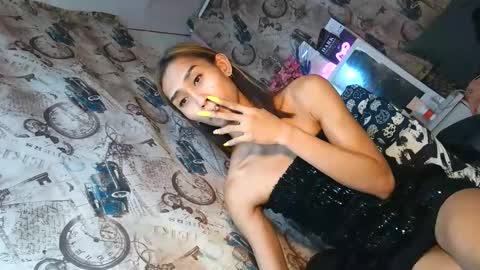 Snapshot of lennonxshit chatting on 10.27.25 JANE online show from 10.27.25