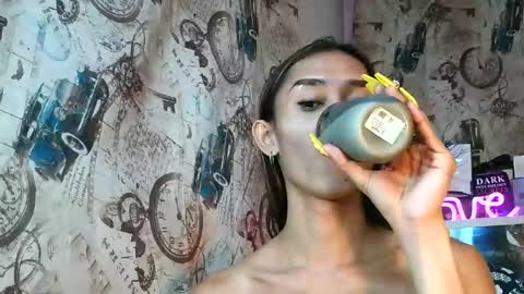 Snapshot of lennonxshit chatting on 11.07.25 JANE online show from 11.07.25