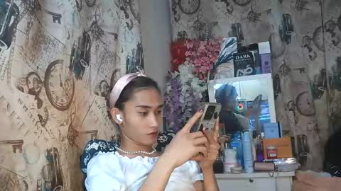 Snapshot of lennonxshit chatting on 11.25.25 JANE online show from 11.25.25