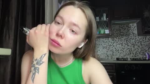 Snapshot of lenoimacyt chatting on 02.17.26 Hey hey our name is Mia Elfy Lovense is active time to play PVT IS OPEN online show from 02.17.26
