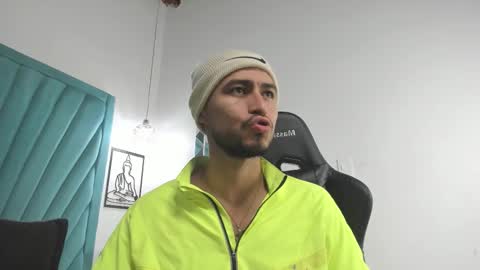 Snapshot of leo_carter1 chatting on 02.24.26 leo_carter1 online show from 02.24.26