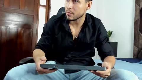 Snapshot of leo_carter1 chatting on 02.28.26 leo_carter1 online show from 02.28.26