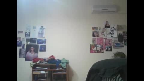 leo_cutie online show from 02.04.26