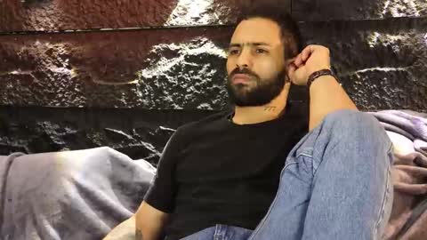 Leo  Diaz online show from 11.18.25