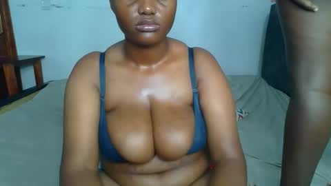 leo_kitty8 online show from 02.17.26