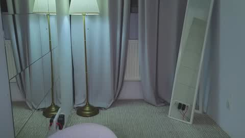 Snapshot of leo_lulu chatting on 01.01.25 Ashly online show from 01.01.25