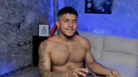 Snapshot of leo_taro chatting on 02.13.26 Leo independent model online show from 02.13.26