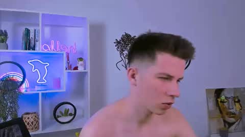 Snapshot of leo_valor chatting on 02.18.26 leo_valor online show from 02.18.26