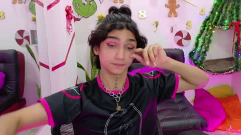 Snapshot of leoadamss chatting on 12.18.24 Leo online show from 12.18.24