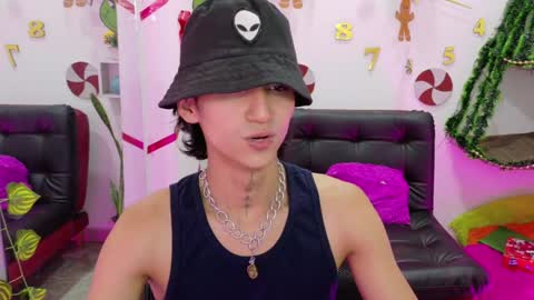 Snapshot of leoadamss chatting on 12.24.24 Leo online show from 12.24.24