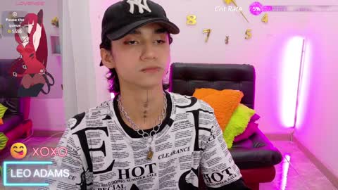 Snapshot of leoadamss chatting on 01.08.25 Leo online show from 01.08.25