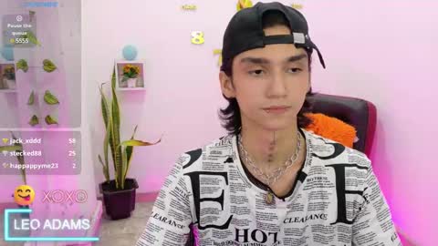 Snapshot of leoadamss chatting on 03.08.25 Leo online show from 03.08.25