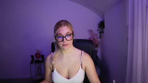 leokitty  online show from 03.17.26