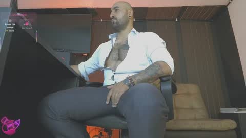 Leon online show from 05.08.26