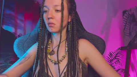 leona online show from 01.22.25