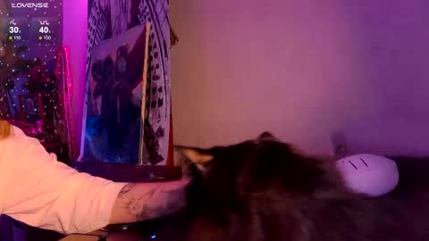 leona online show from 11.29.25