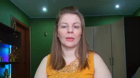 Snapshot of leona_tracie chatting on 07.08.26 Leona tracie online show from 07.08.26