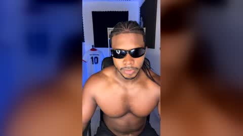 Snapshot of leonardo_jones1 chatting on 03.19.26 Leandro jones online show from 03.19.26