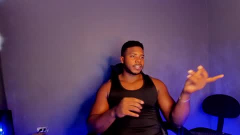 Snapshot of leonardo_jones1 chatting on 04.19.26 Leandro jones online show from 04.19.26