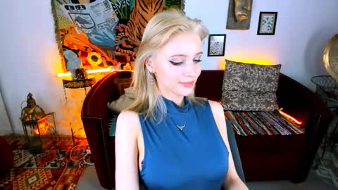 Snapshot of leonastone chatting on 11.07.25 leonastone online show from 11.07.25