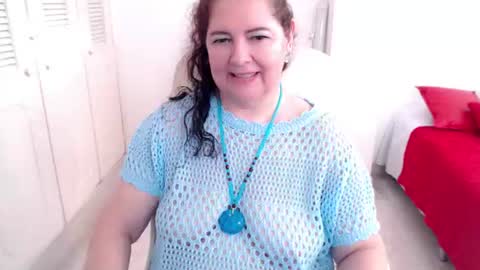 Snapshot of leonela_69 chatting on 06.20.26 leonela online show from 06.20.26
