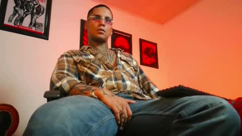 Lenardo jaramillo online show from 11.30.25