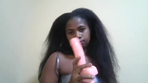 leonnetta online show from 04.25.26