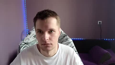 Leon online show from 03.06.25