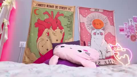 Valerie online show from 04.13.26