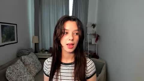 Bella online show from 10.22.25