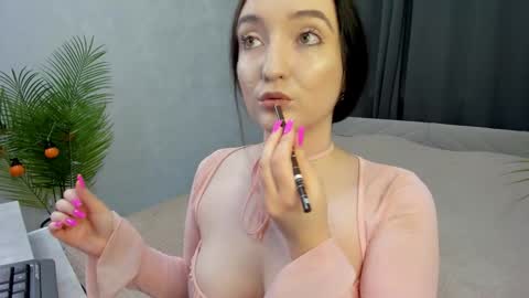 Snapshot of lesley_wins chatting on 11.02.25 Lesley online show from 11.02.25