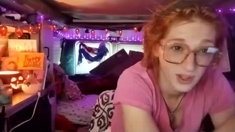 LesleyGumGrass- The Boring Trans girl online show from 09.19.25
