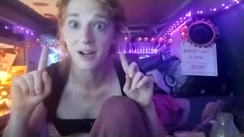 LesleyGumGrass- The Boring Trans girl online show from 10.11.25
