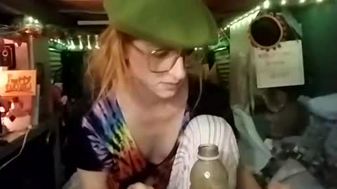 Snapshot of lesleygumgrass chatting on 11.17.25 LesleyGumGrass- The Boring Trans girl online show from 11.17.25