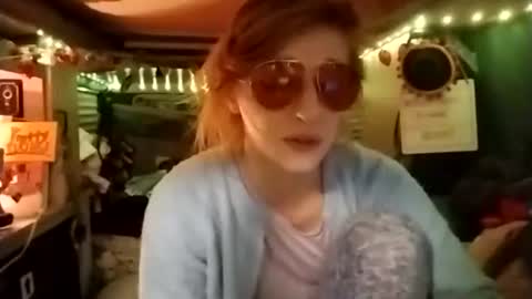 Snapshot of lesleygumgrass chatting on 12.04.25 LesleyGumGrass- The Boring Trans girl online show from 12.04.25