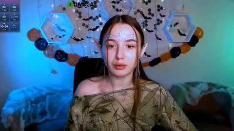 leslie_bird online show from 10.21.25