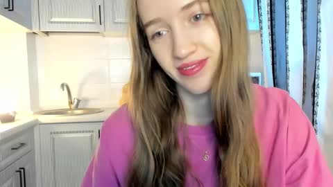  LESLIE   online show from 12.20.25