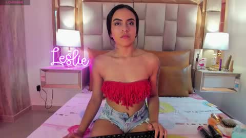 LeslieBush online show from 10.26.25