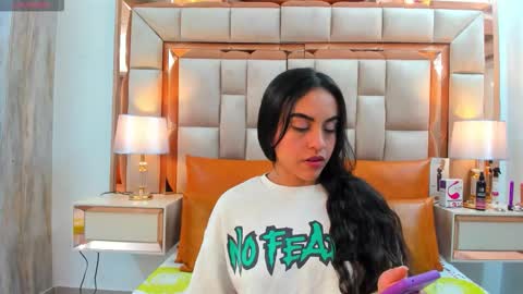 LeslieBush online show from 11.09.25