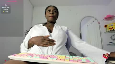 Snapshot of lesliee_brownn chatting on 12.10.24 lesliee_brownn online show from 12.10.24